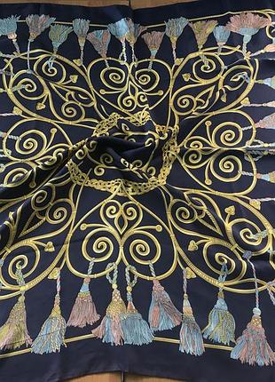 Шовкова хустка chateau royal paris в стилі versace