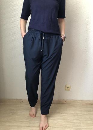 Новые (без этикетки) стильные темно-синие брюки кежьюал от opus, размер 44, укр 48-50-522 фото