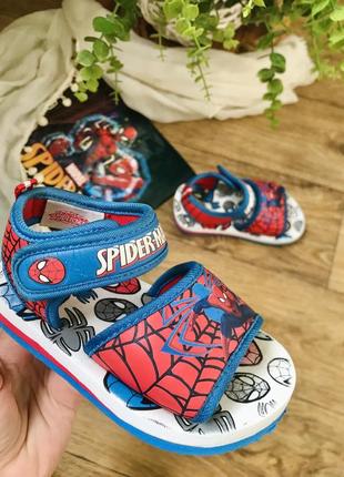 Marvel spiderman 15 см 23 р. босоножки сандали2 фото