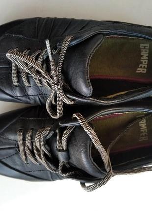 Спортивные туфли на низком каблуке кожаные чёрные camper на шнурках  мокасины кроссовки3 фото
