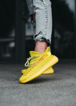 Adidas yeezy boost 350 v2 yellow glow in dark - скидка.4 фото