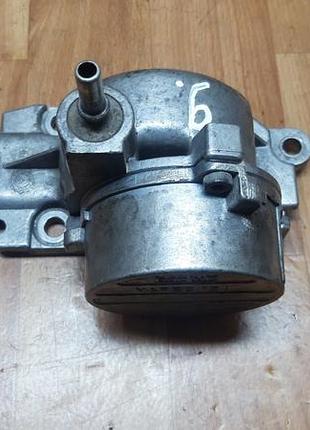 Вакуумний насос peugeot boxer 2.5d 12v; 2.5td 12v 1994-2002 року