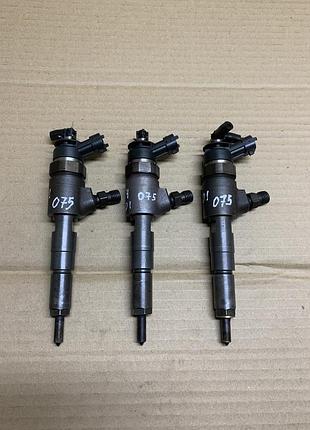 Б/у форсунка (bosch 0445110075) для peugeot 206, 1.4 hdi (2001...