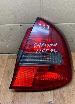Ліхтар задній правий mitsubishi carisma хетчбек 1999-2002 року