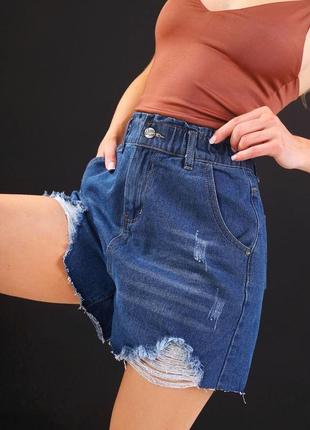 Стильні джинсові шорти з рваностями рвані жіночі шорти з високою посадкою молодіжні жіночі шорти потерті літні шорти мом5 фото