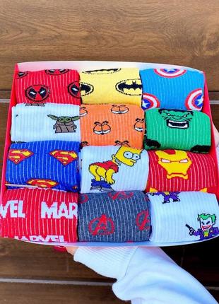 Подарочный бокс цветных мужских носков супергероями 12 пар 40-45 р высокие5 фото