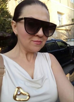 Шикарна жіноча брошка кулон модерн з перлами4 фото