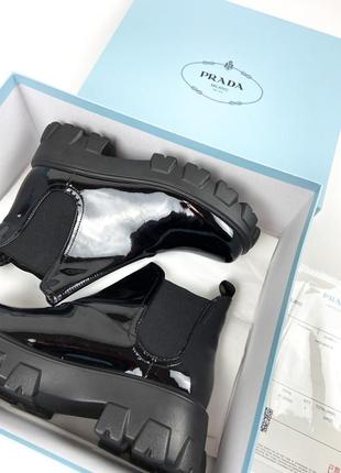 Женские зимние ботинки prada beatle boots gloss, чёрные кожаные лакированные ботинки прада битл глосс3 фото