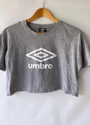 Хлопковая укороченная футболка umbro4 фото