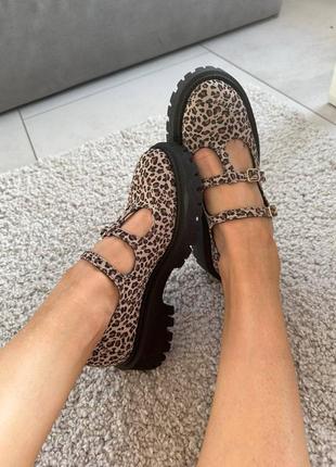 Замшевые леопардовые туфли в стиле мэри джейн лео замша3 фото