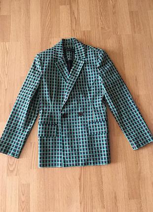 Пиджак zara в идеальном состоянии