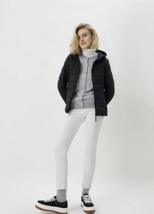 Ультра легка куртка uniqlo ultra light down