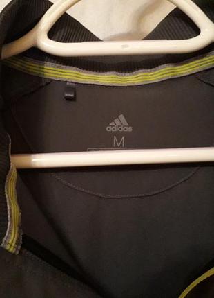 Спортивная водо- и ветрозащитная жилетка adidas10 фото