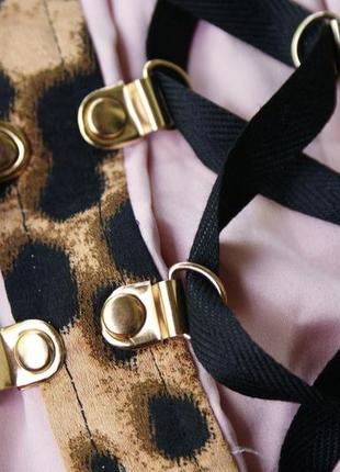 Брендова атласна сукня на шнурівці від missguided7 фото