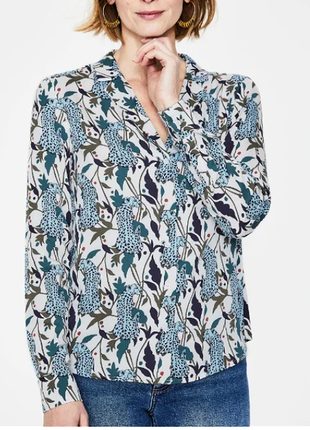 Мила блуза з принтом "блакитний гепард"