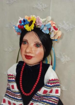 Українка з короваєм - лялька4 фото