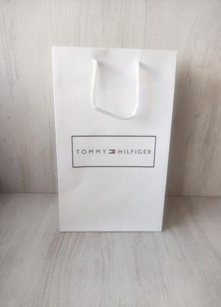 Фірмовий пакет білийtommy hilfiger мал