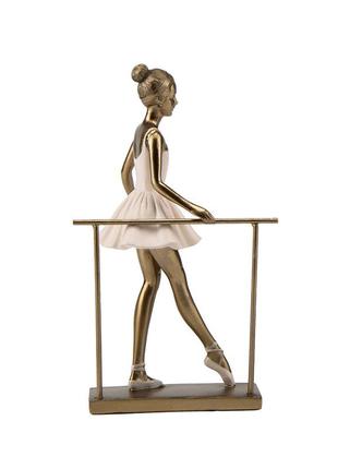 Статуетка "балерина у станка"3 фото