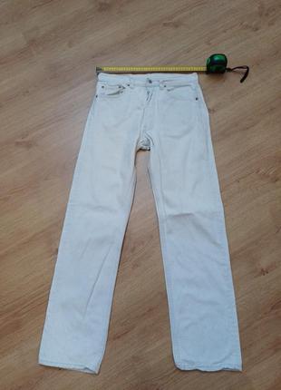 Джинсы белые levi's 501-10105 
size w 32 l 32
 made in u.s.a 
состояние идеальное,