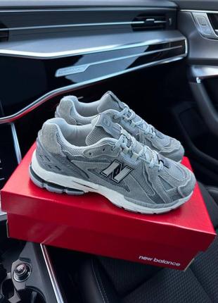 Мужские кроссовки new balance 1906d protection gray white5 фото