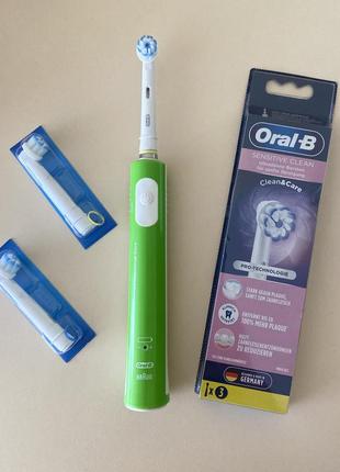 Oral-b braun электрическая зубная щетка детская 6-12 р стан новой и в комплекте 3 новые насадки1 фото
