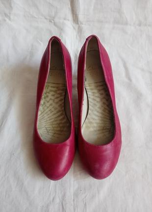 Туфли 37 размер лодочки на каблуке туфлы разовые розовые базовые классические 37 размер винтажные винтаж1 фото