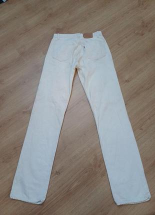 Джинси білі levi's 501-0651
size w 33 l 36
 made in u.s.a 
стан супер,2 фото