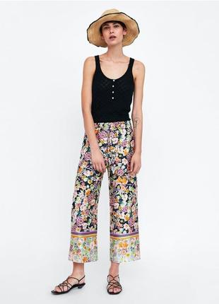 Фирменные шелковые  брюки палаццо кюлоты в цветочный принт супер качество!!!