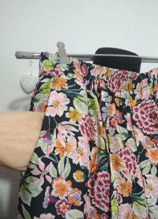 Фирменные шелковые  брюки палаццо кюлоты в цветочный принт супер качество!!!6 фото