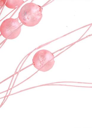Декоративна гілка "засніжені намиста" світло-рожева2 фото