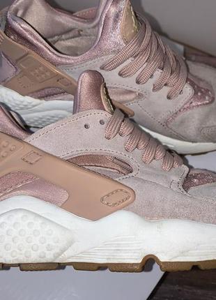 Жіночі кросівки nike huarache run pink3 фото