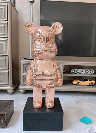 Фігурка bearbrick рожевого кольору 50 см. іграшка дизайнерська беарбрик рожевий. фігурка для інтер'єру ведмідь беарбрік. be@rbrick4 фото