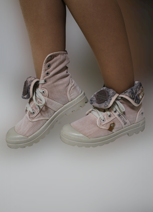 Рожеві кеди емо в стилі killstar оригінальні капчики тапці кросівки шузи черезки...