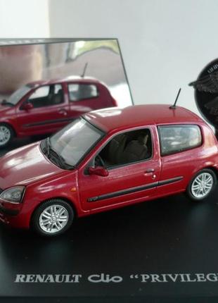 Renault clio privilege 1:43 universal hobbies