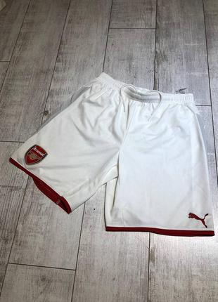 Футбольные шорты puma arsenal