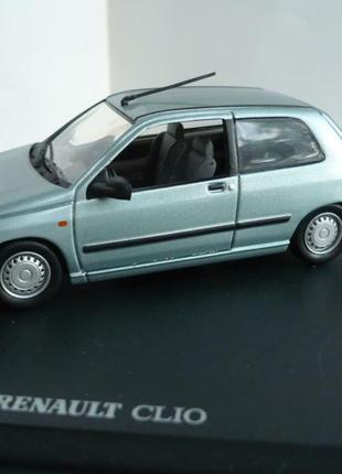 Renault clio 3 doors 1:43 universal hobbies