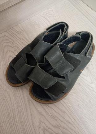 Сандали детские кожаные