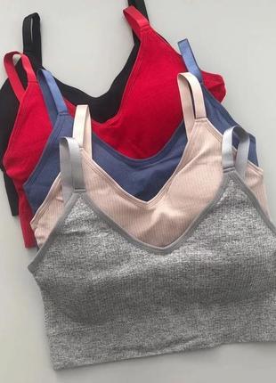 Топ в рубчик на пишні верикі груди