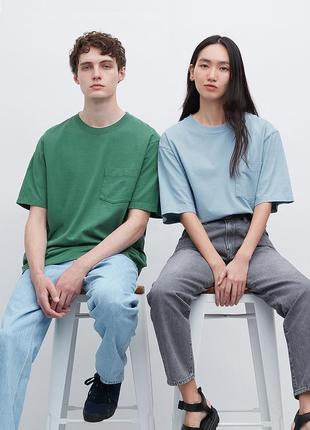 Футболка uniqlo з кишенею овер крій плотний котон
