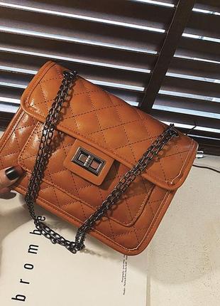 Жіноча сумочка на коричневий ремені з екошкіри стильна сумка ч...2 фото