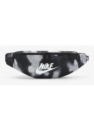 Сумка на пояс nike nk heritage waistpck - accs pr 3l сірий, бі...