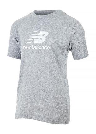 Футболка new balance essentials stacked logo jersey