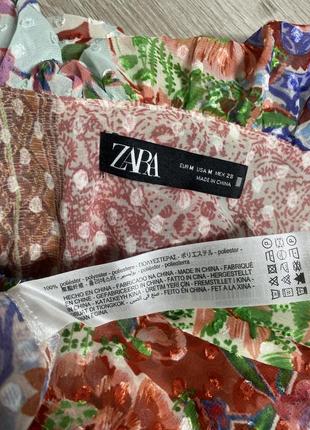 Блуза оверсайз блузка в стилі петчворк з приспущеними рукавами і воланом zara, m3 фото