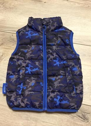 Жилетка mountain warehouse 3-4 года