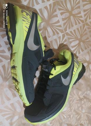 Кросівки трейл бігові nike air futurun лімітованої серії3 фото