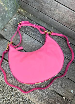 Жіноча сумка з екошкіри fendi hobo фенді рожевого кольору молодіжна, брендова сумка через плече4 фото