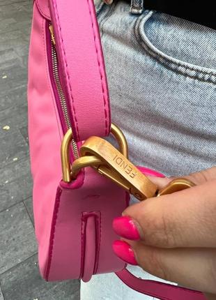 Жіноча сумка з екошкіри fendi hobo фенді рожевого кольору молодіжна, брендова сумка через плече6 фото