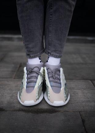 Чоловічі кросівки adidas yeezy boost 700 v3 azael3 фото