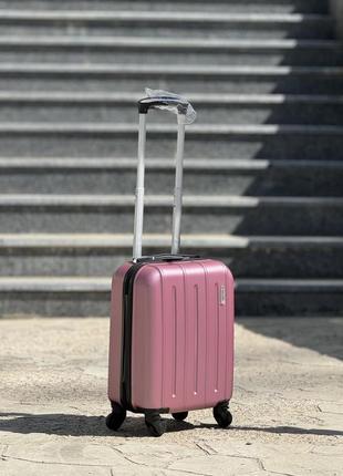 Лоукост ударопрочный 40/30/20 см чемодан дорожный xs на колесах  ручная кладь 24 литра