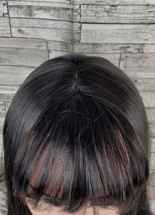 Парик женский средней длины черный ровный с челкой и пробором 55см